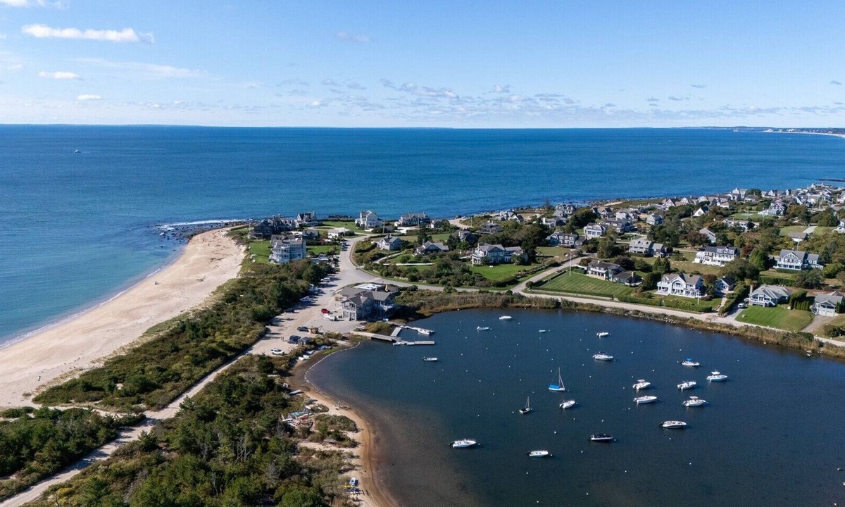 Weekapaug House | Coastal Retreat in Weekapaug – 4BR Summer Home w/Beach & Salt Pond Access