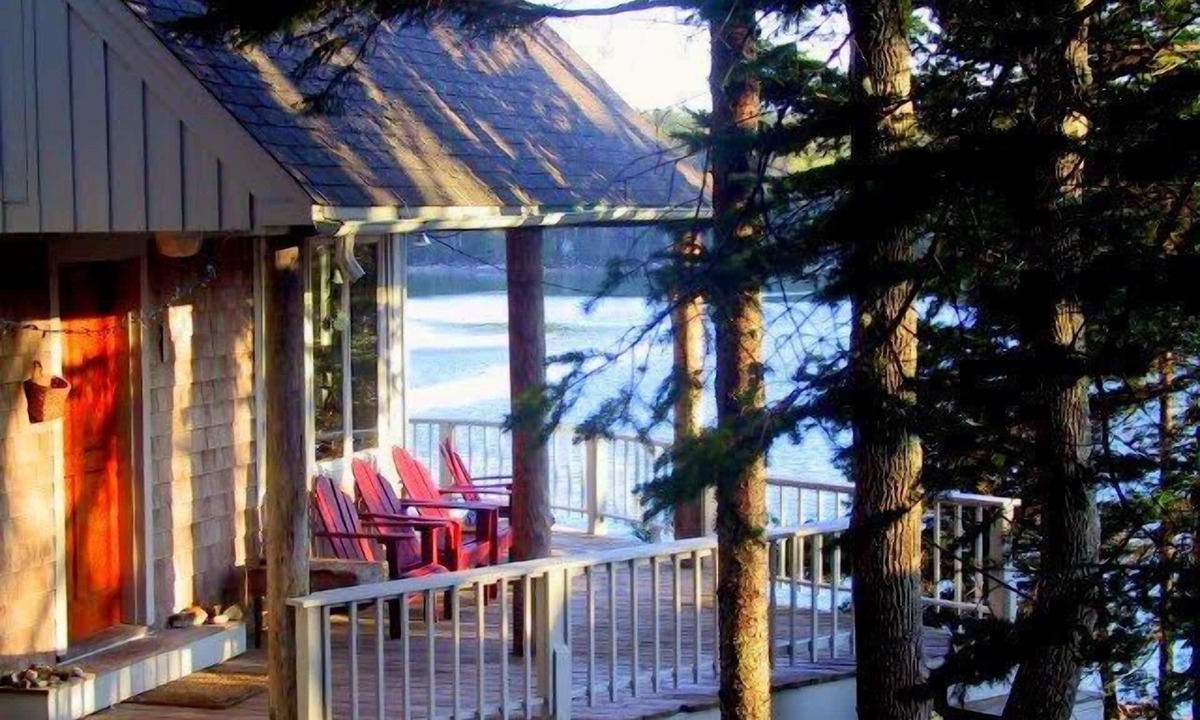 Deer Isle House | Coastal Serenity: Tidal Waterfront Retreat. Multi-week + Couples Discounts