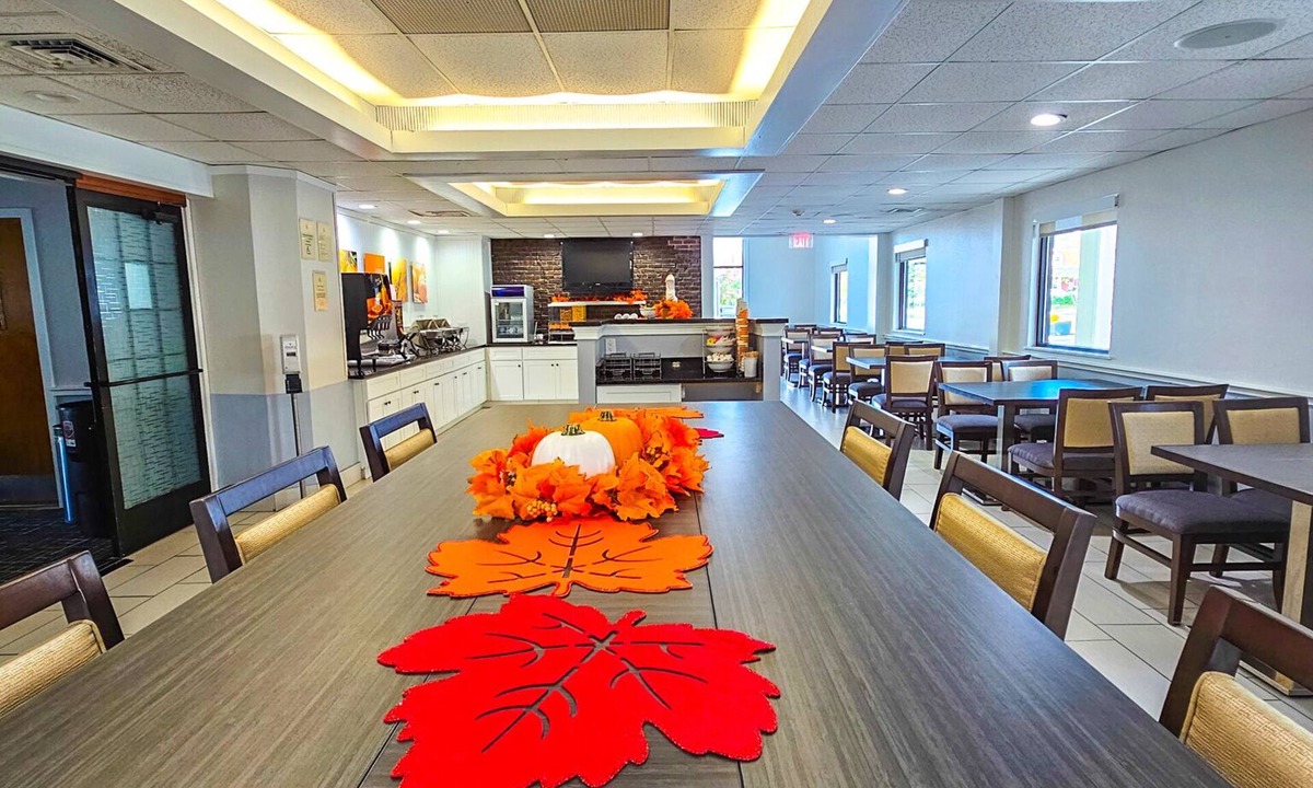 Hyannis Hotel | Comfort Inn Hyannis - Cape Cod