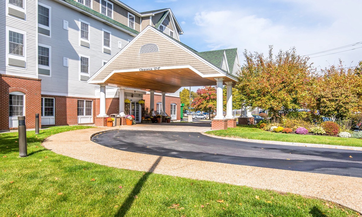 Dover Hotel | Comfort Inn & Suites Dover-Portsmouth