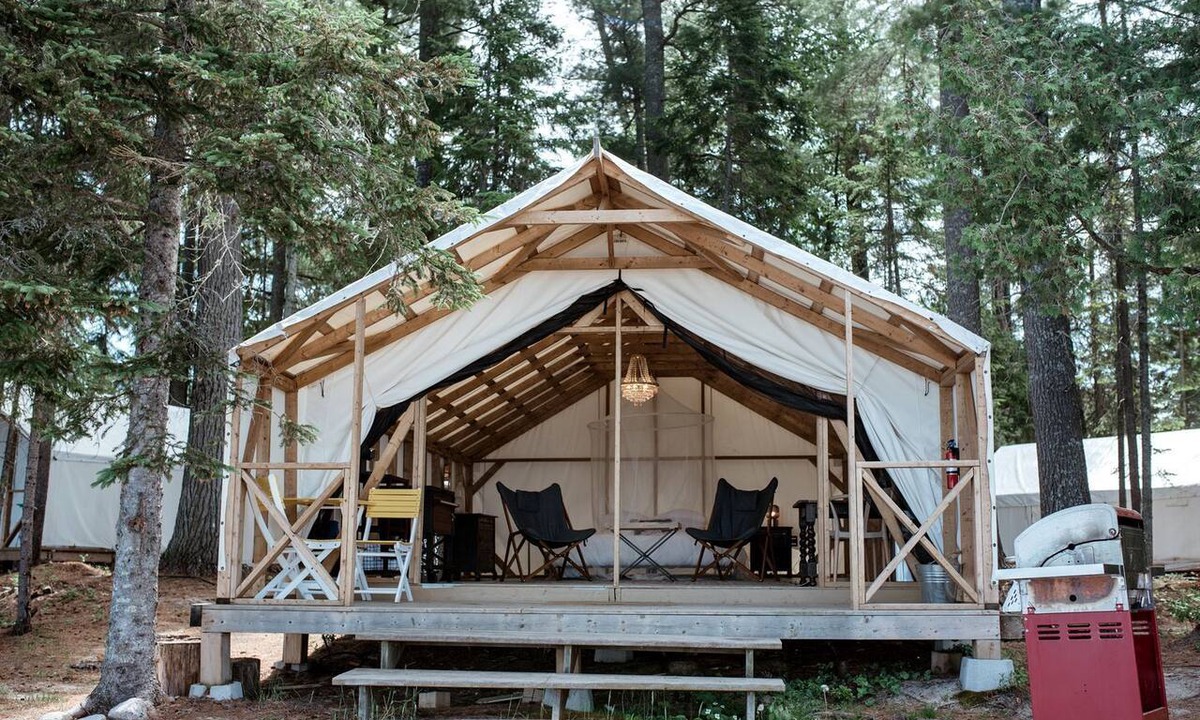 Strong RV Rental | Comfortable Tent Rental with Fire Pit on Lake Bernard, Ontario