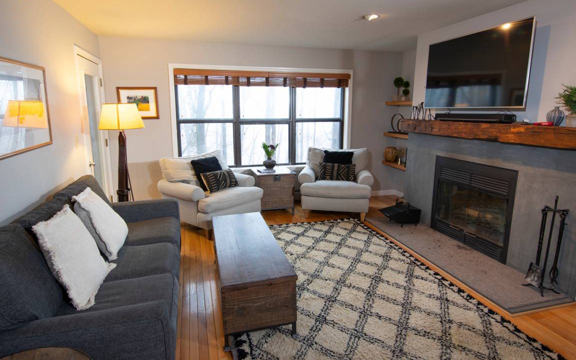 Ludlow Condo | Condo ∙ 3 bedrooms ∙ 12 guests