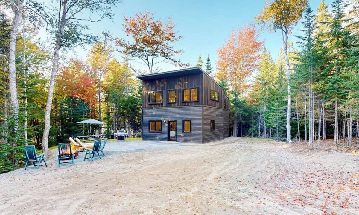Lamoine House | Contemporary home with woodstove, firepit, 2 kitchens & fast WiFi- walk to beach