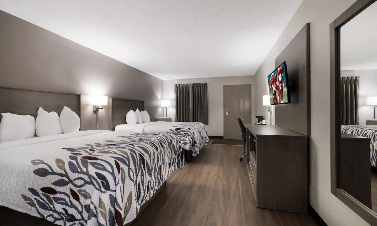 Weedsport House | Convenient Stay w/ Complimentary Breakfast! Near Old Brutus Historical Society