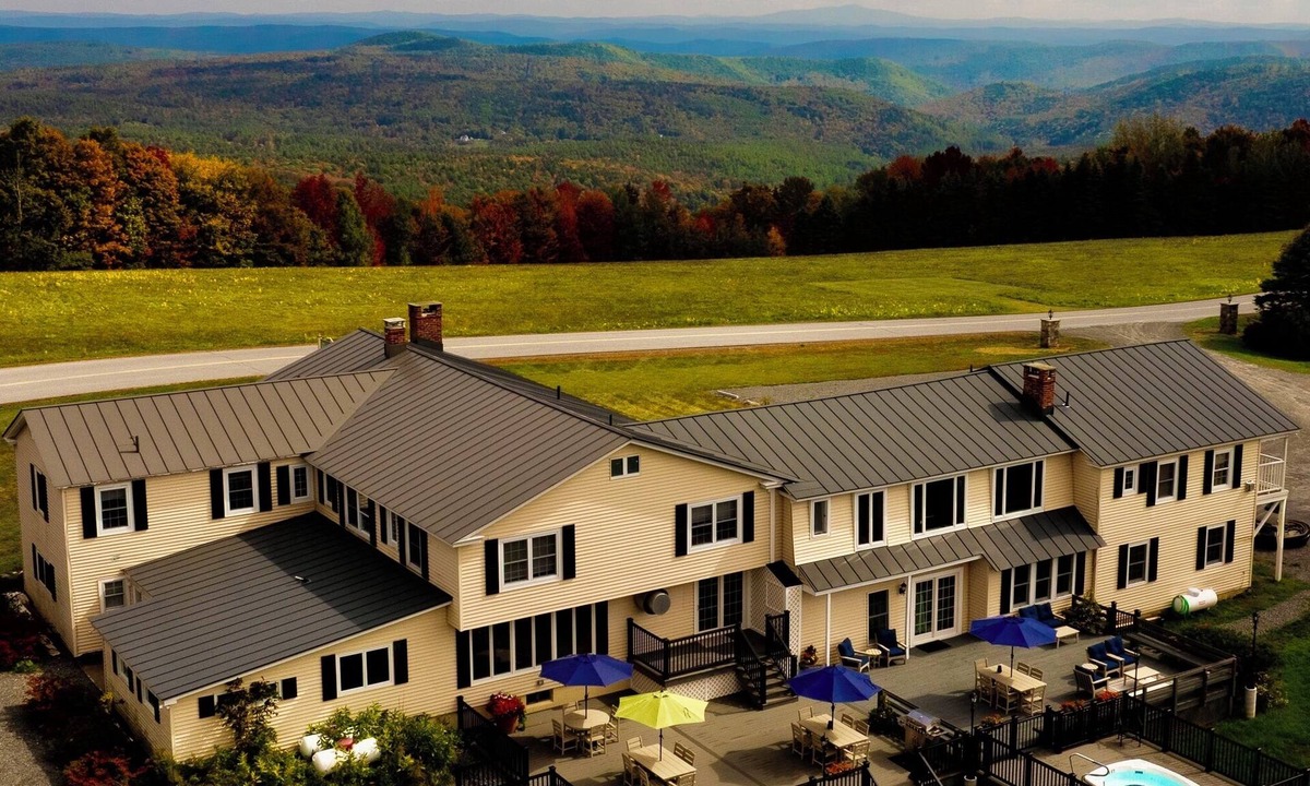 West Dover House | Cooper Hill Inn