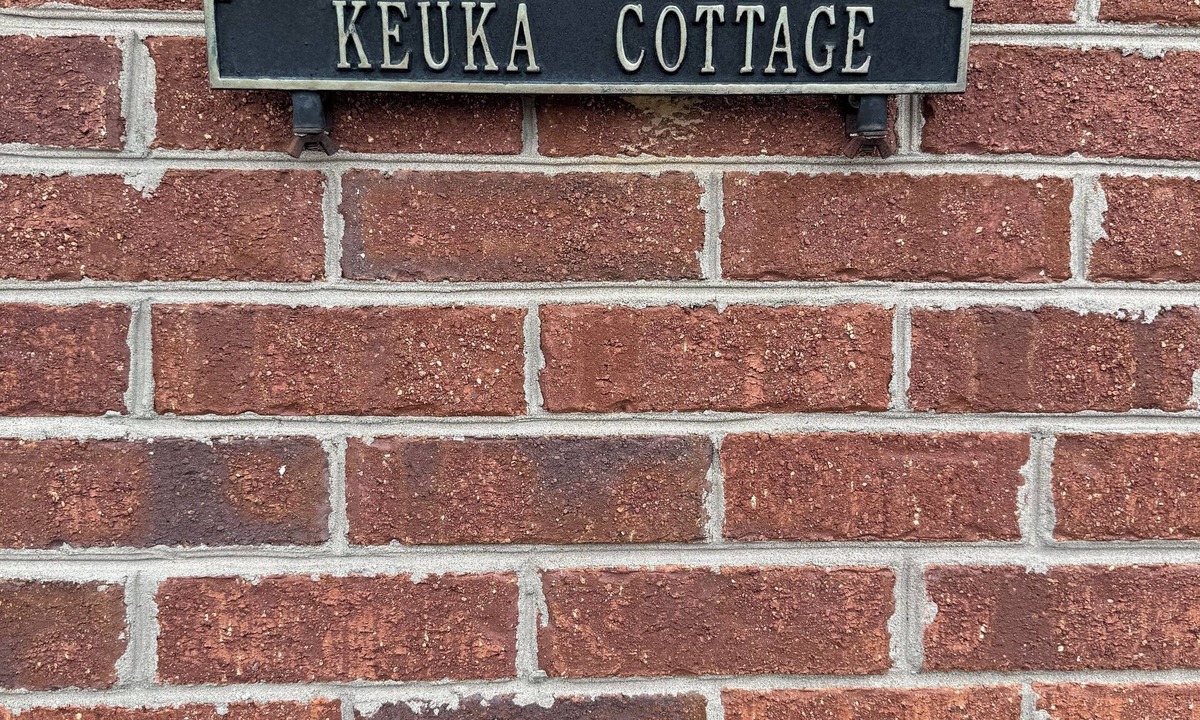 Geneva Cottage | Cottage with lake view at the heart of Seneca lake