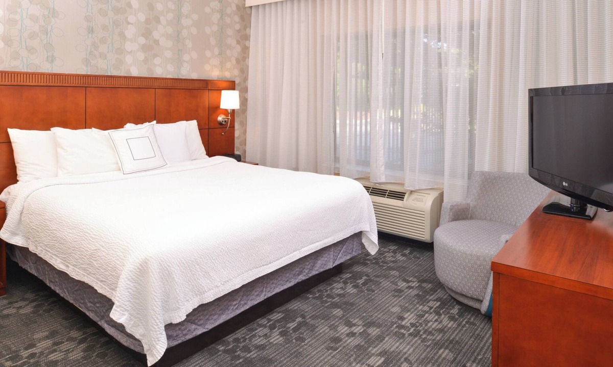 Monroeville Hotel | Courtyard by Marriott Pittsburgh Monroeville