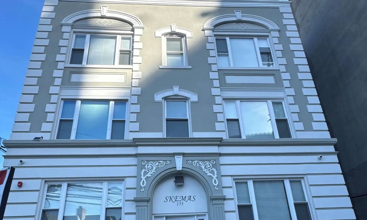 Ampere Apartment | Cozy 1-bedroom apartment in charming Newark with AC