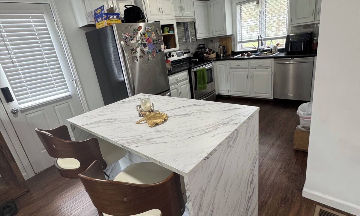 White River Junction House | Cozy 1-bedroom house in beautiful Hartford with AC-mini splits