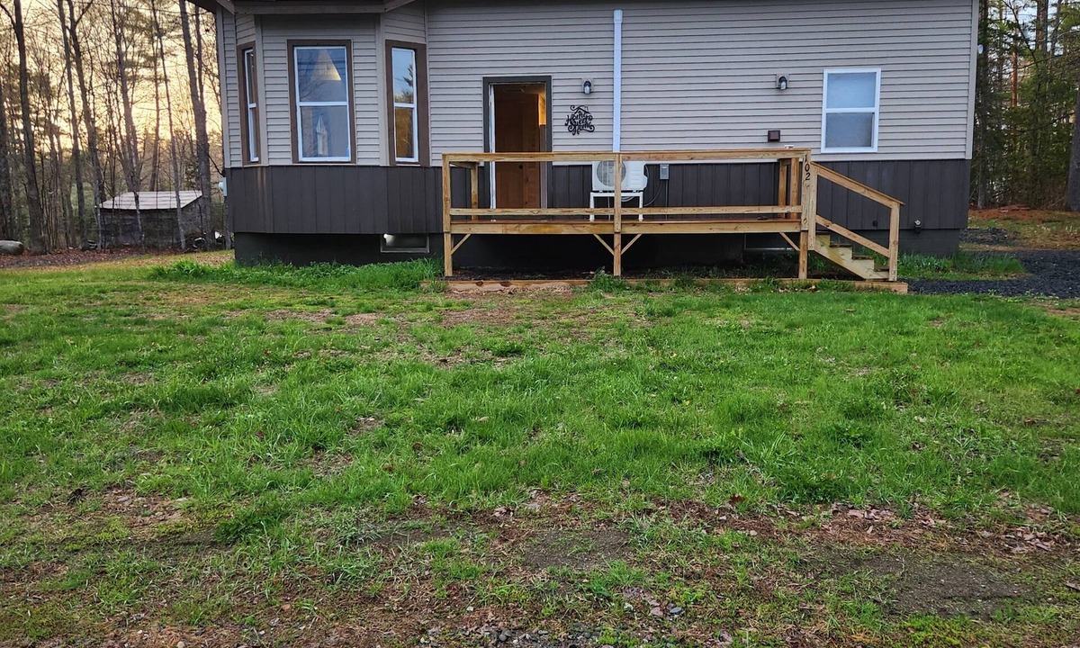 Bingham House | Cozy 2-bedroom house in Bingham with direct trail access