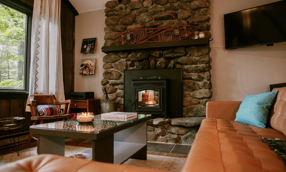 Mendon Ski Chalet | Cozy 3 Bedroom home near Killington