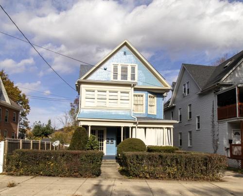 West New Haven Apartment | Cozy Apartment in Artsy Westville New Haven