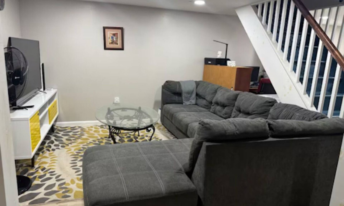 Iselin House | Cozy escape—fully stocked and ready for you. Unwind, kick back, and settle!