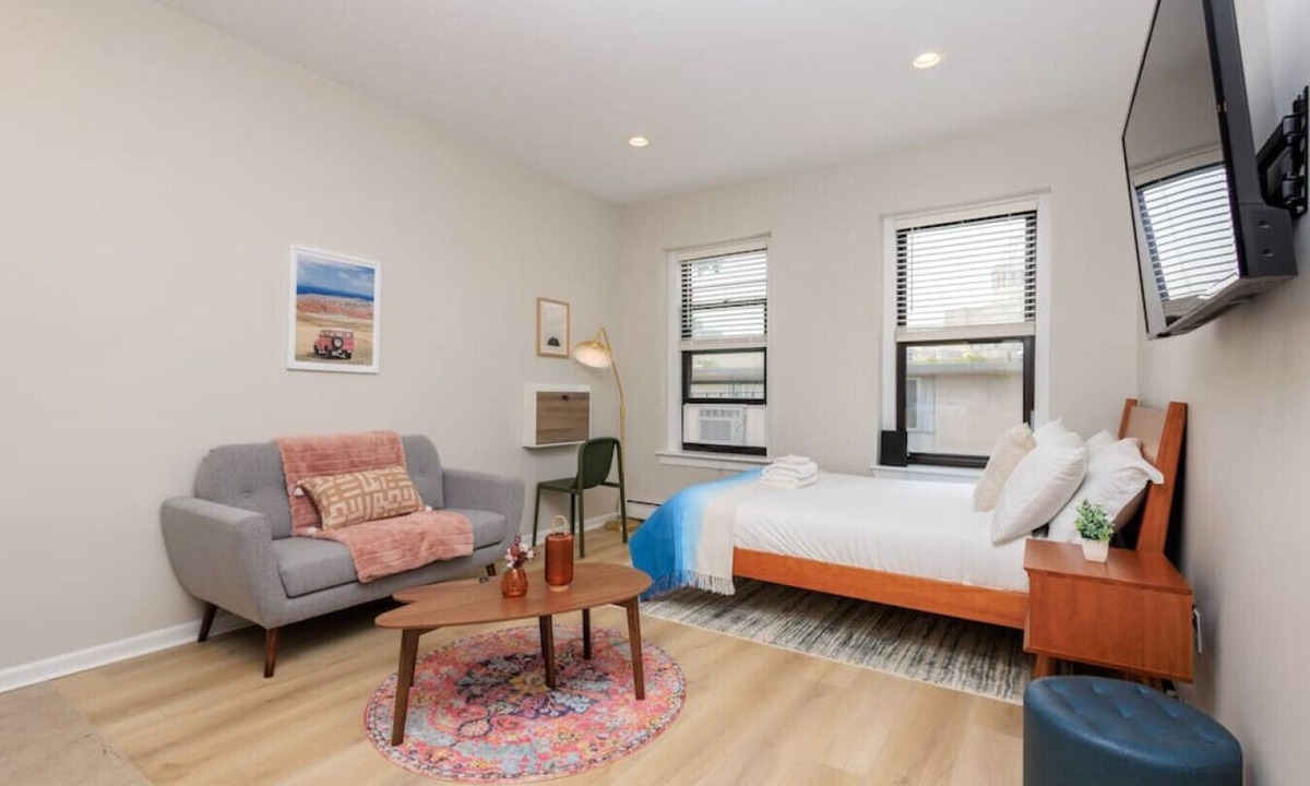 Prudential - St. Botolph Apartment | Cozy Loft in South End
