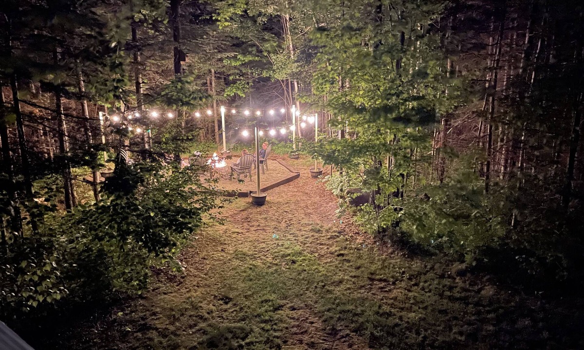 Carroll House | Cozy Mountain Escape - 10 minutes from Bretton Woods Ski Area