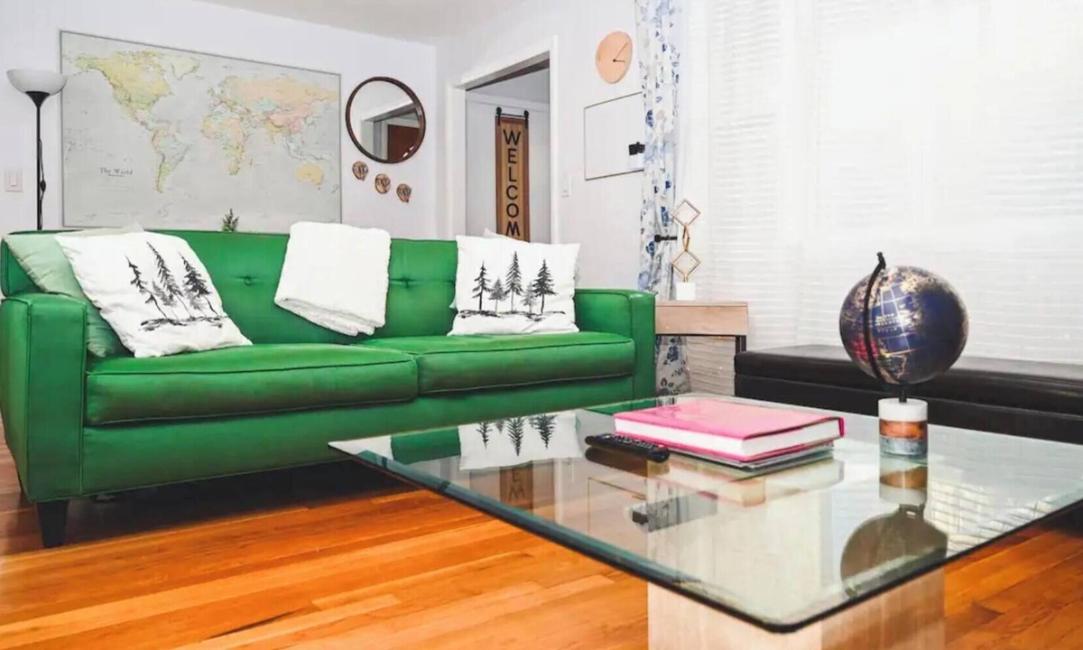 Revere House | Cozy Oasis: Luxury & Modern Apt by Revere Beach, Family-friendly!
