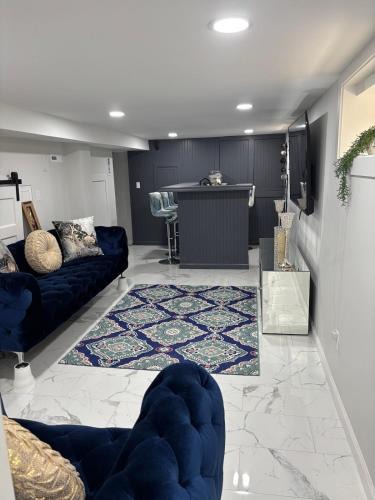West End - West Side Apartment | Cozy Private 2 Bedroom 2 Bathroom Retreat with Separate Entrance