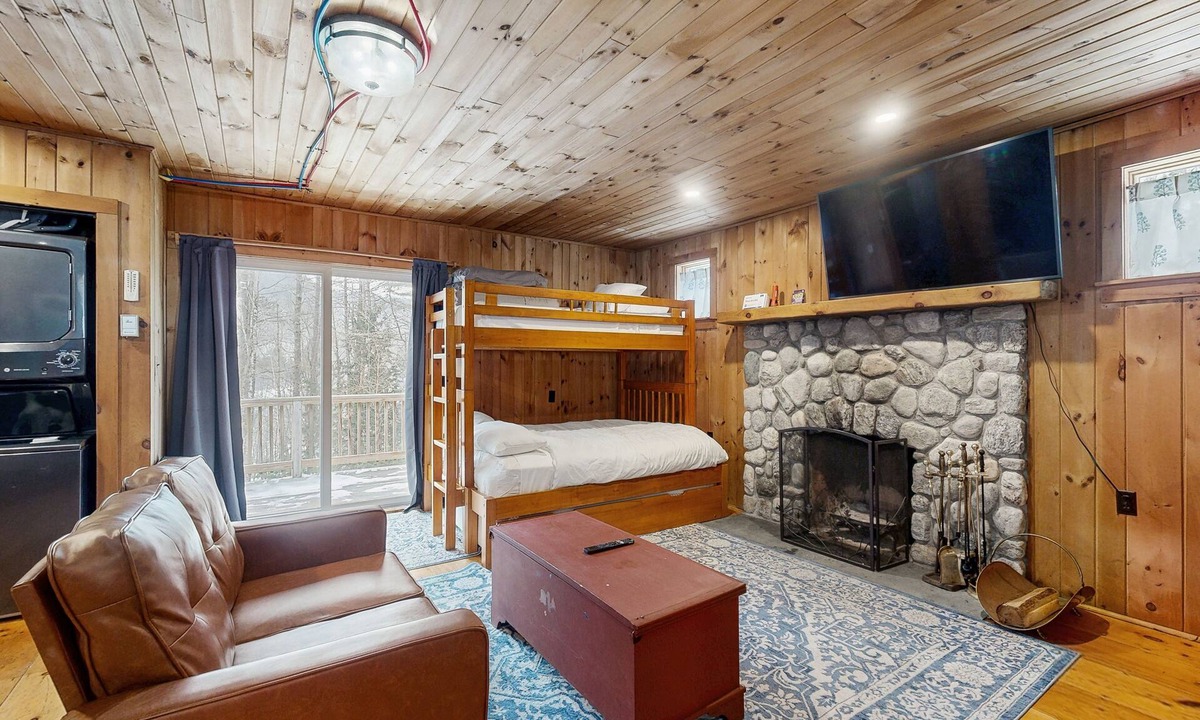 Wardsboro Cabin | Cozy studio cabin w/seasonal mountain views, wrap-around deck, window a/c, bbq