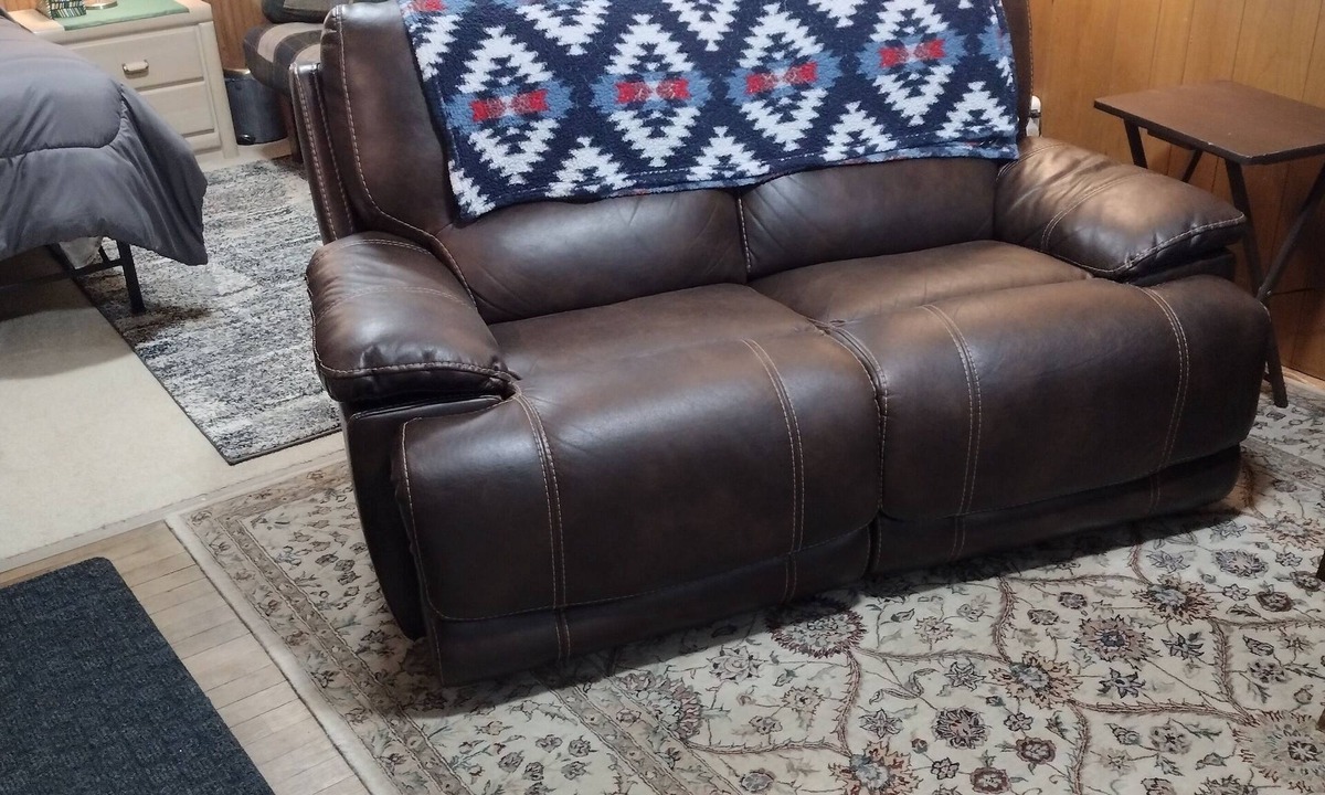 Albany Apartment | Cozy Studio with WiFi and AC in Rensselaer Close to Downtown Albany