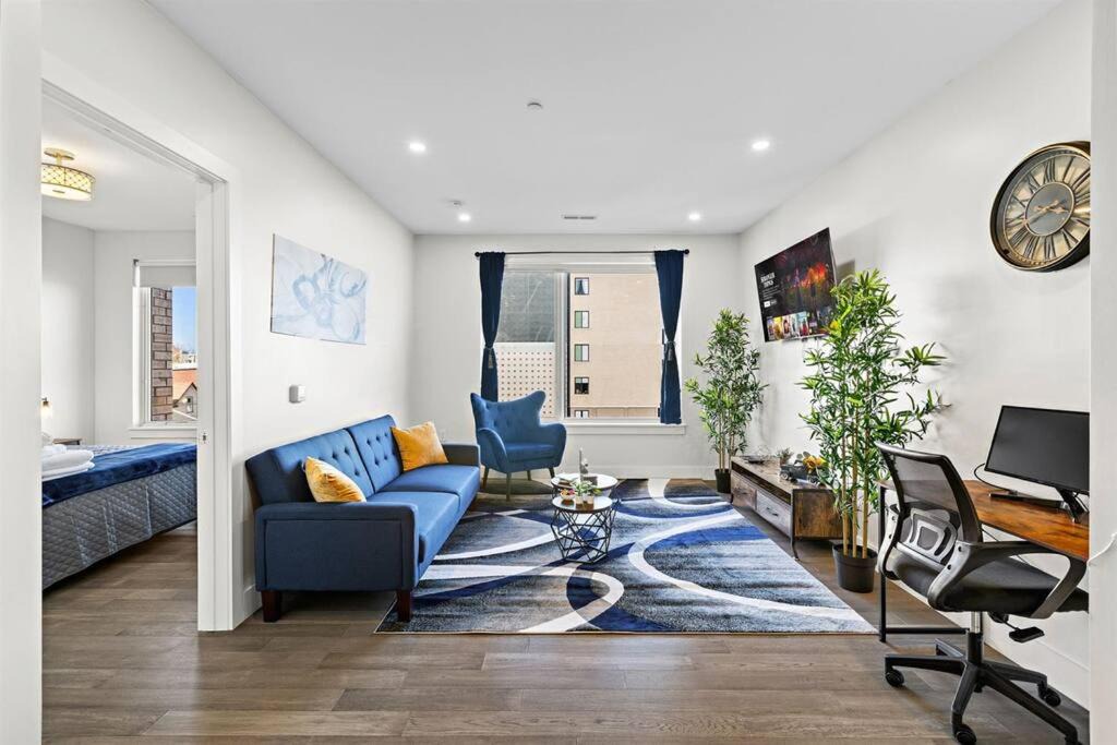 Constable Hook Apartment | Cozy Stylish retreat - NYC & NWK w free parking