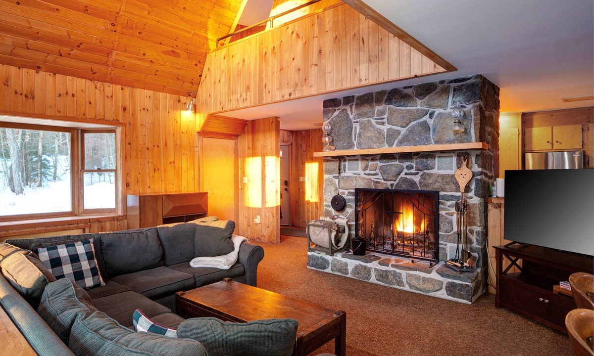 Wardsboro House | Cozy VT Retreat Minutes to Mt Snow & Stratton