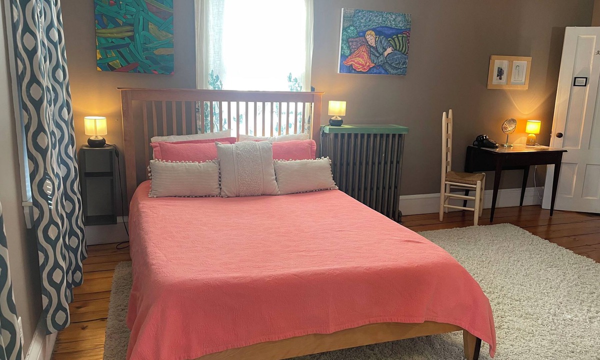 West End Apartment | Cozy West End apartment