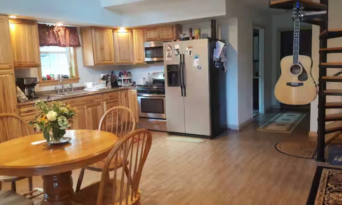 Holden Ski Chalet | Delightful 2-bedroom chalet in charming Holden with cozy vibes