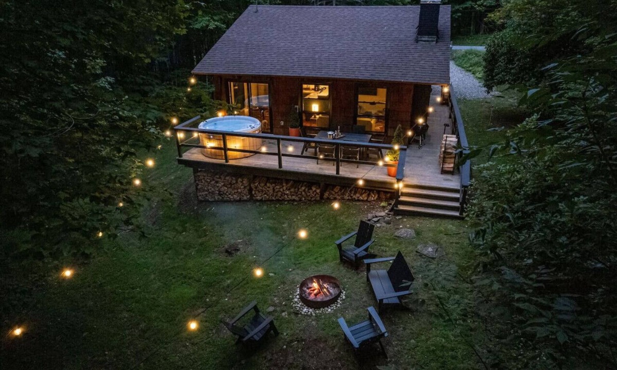 Denver Cabin | Destino Catskills Chalet - Hot Tub and Fire Place