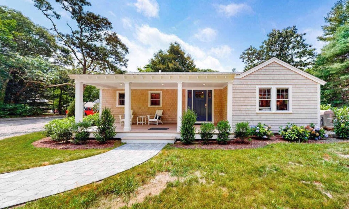 Cotuit House | Dog-friendly house in a quiet neighborhood with furnished porch & washer/dryer