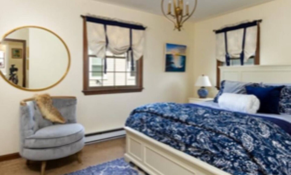 Fifth Ward House | Douplex Nestled In the Fifth Ward/Short Walk to the Beach
