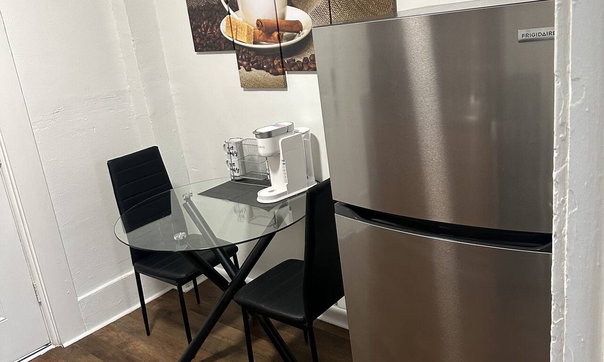 Central Business District Apartment | Downtown 1BR Oasis