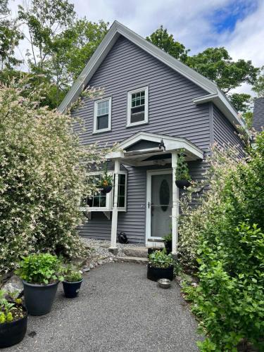 Boothbay Harbor House | Downtown Boothbay Harbor, 2-Story Cottage