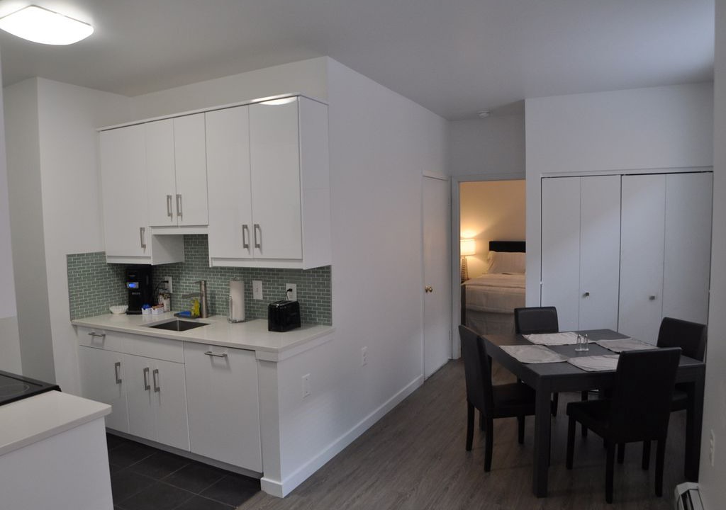 Downtown Apartment | Downtown New Haven! Perfect for All Things YALE!