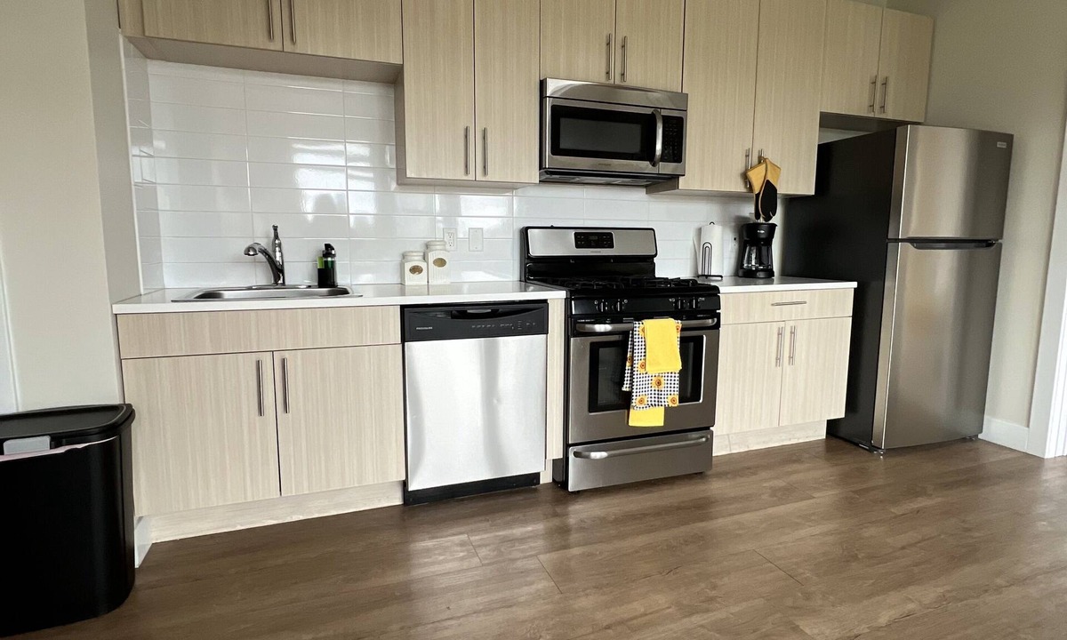 Downtown Apartment | Downtown Stamford 1 bedroom great views