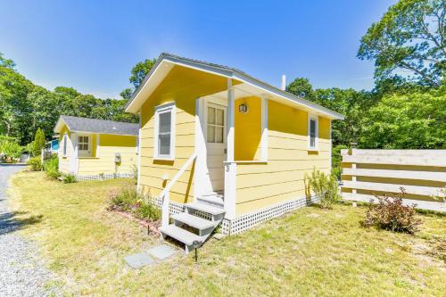 North Eastham House | Dreamy Cottage for Two Close to Beaches