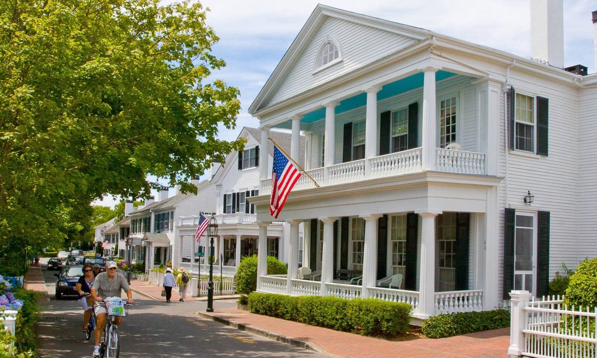 Edgartown House | East Wing of Captain Morse House Luxury Waterfront, Town & Beach, Pets - 5 stars