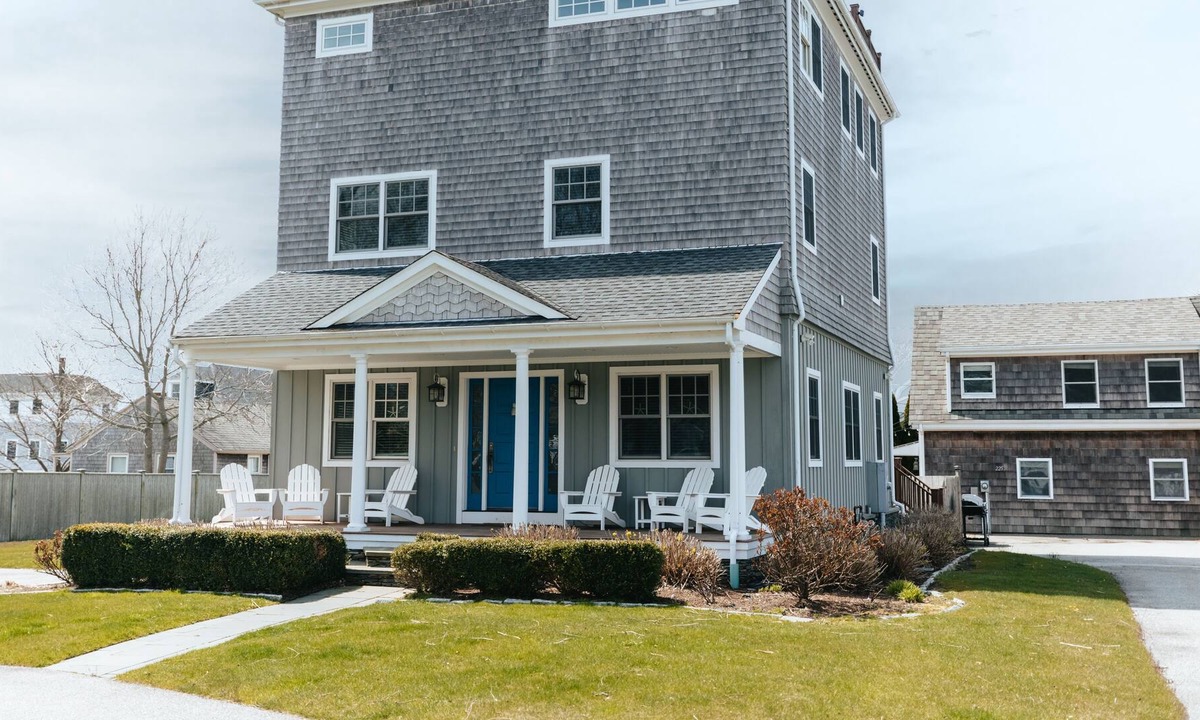 Easton's Point House | Easton Points Most Spectacular View, Luxury New Home with Cottage, 6 Bedrooms