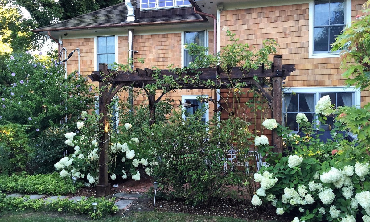 Village of East Hampton House | EH - VILLAGE- 15% DISCOUNT ANY 2 WEEKS AUG. TO LD!