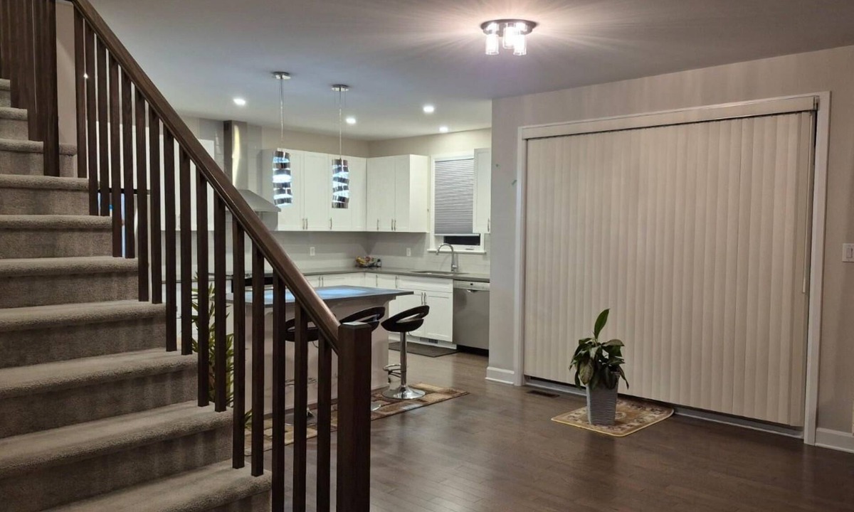 Russell House | Elegance and serenity on Parkview Terrace/Élégance et sérénité sur Parkview Terr