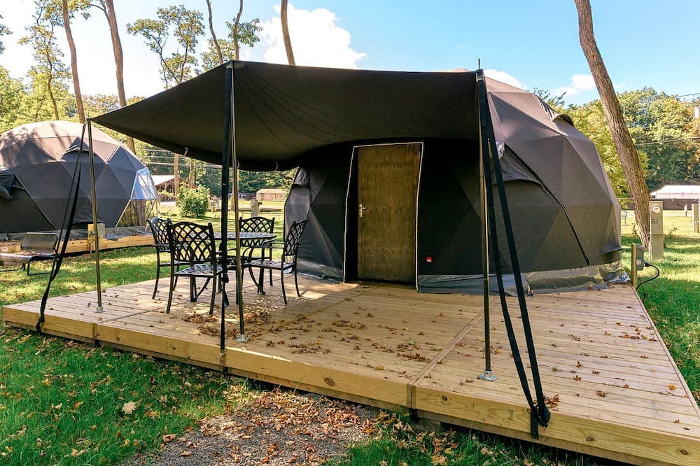 Gilboa Cabin | Enchanting Dome Retreat by the Mountain and River in the Heart of New York’s Catskills