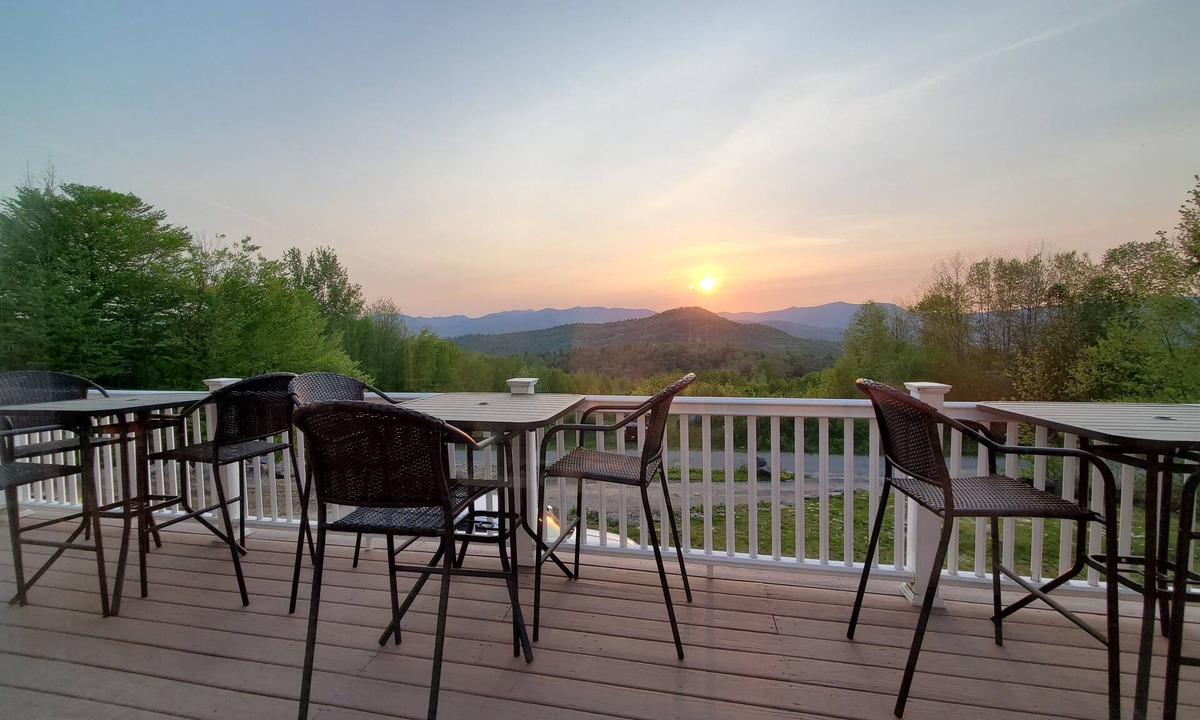Campton House | Enjoy all the outdoors has to offer or a restful retreat to rejuvenate!