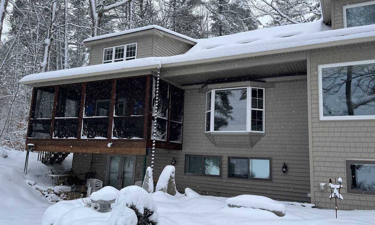 Denmark House | Enjoy fabulous four season fun on Hancock Pond