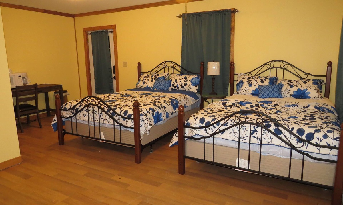 Pleasant Mount Cottage | Equestrian House- Andalusian Suite