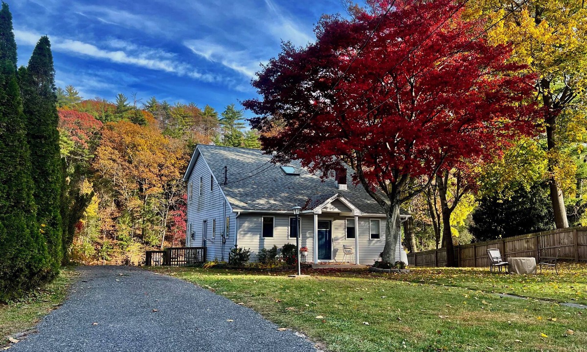 Mount Marion House | Escape to a stunning two-story home nestled on serene Esopus Creek in Saugerties