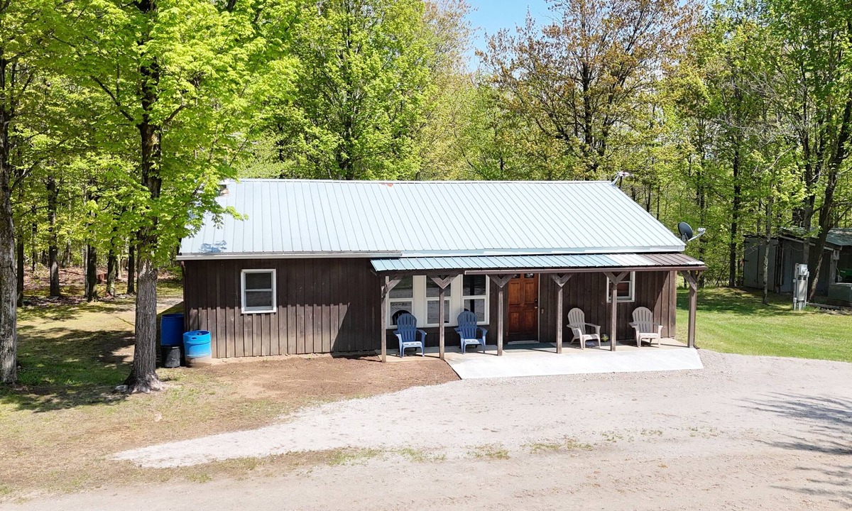 Mooers Forks Cabin | Escape to the Peaceful Whitetail Crossing