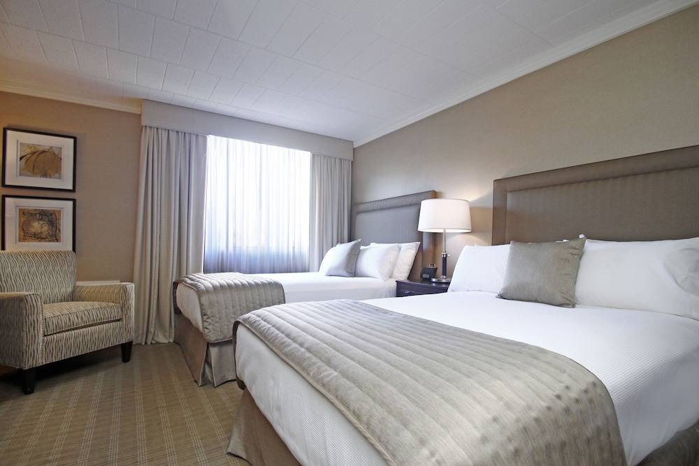 Danbury Hotel | Ethan Allen Hotel