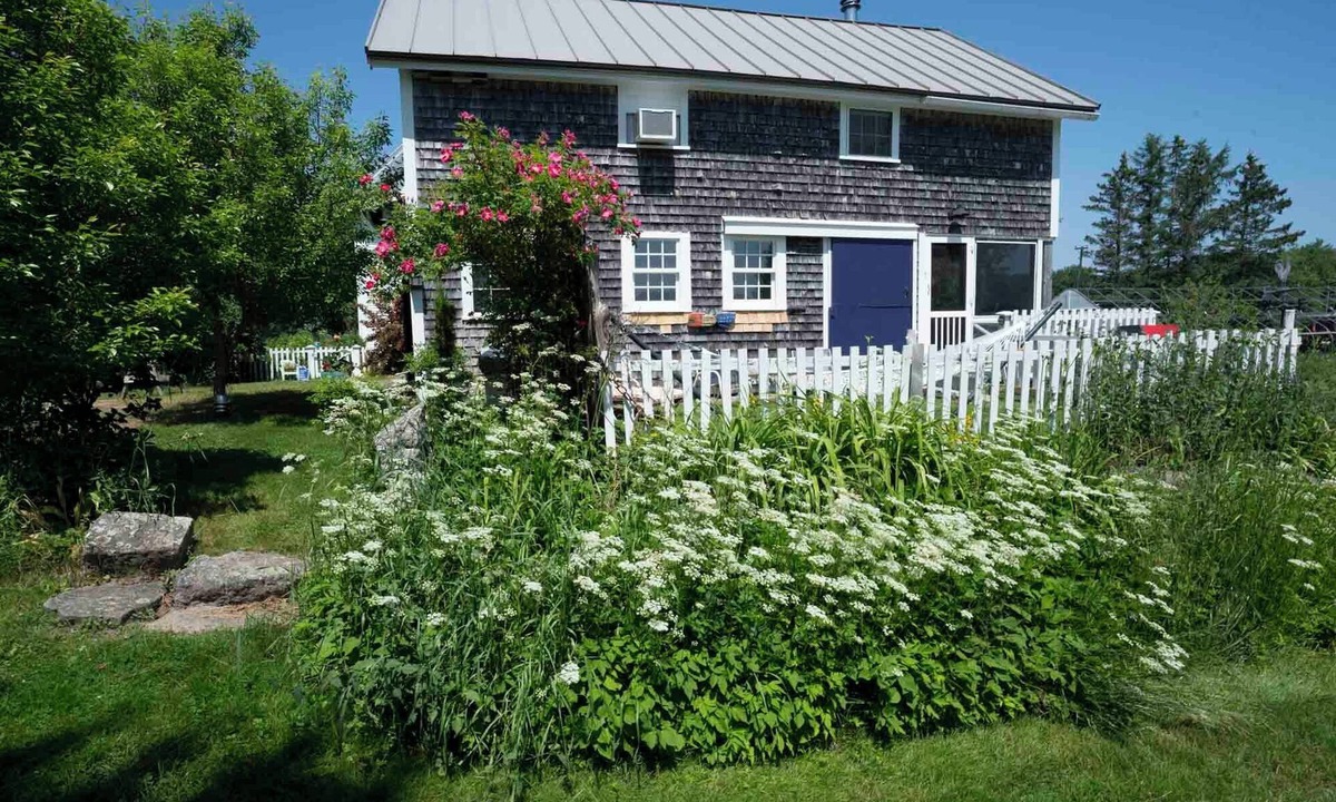 Brooksville House | Exceptional Coastal "Sea Captain" Farm Experience Blue Hill Peninsula and Acadia
