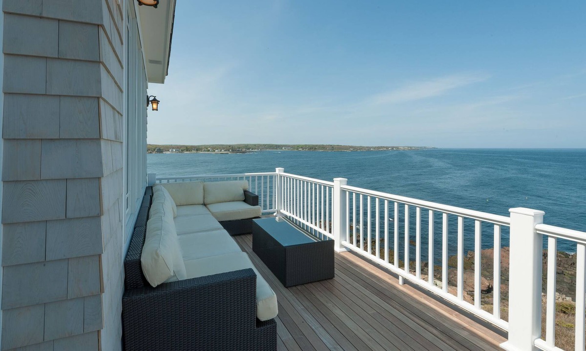 York Beach House | Exclusive Oceanfront Retreat with Endless Atlantic Views