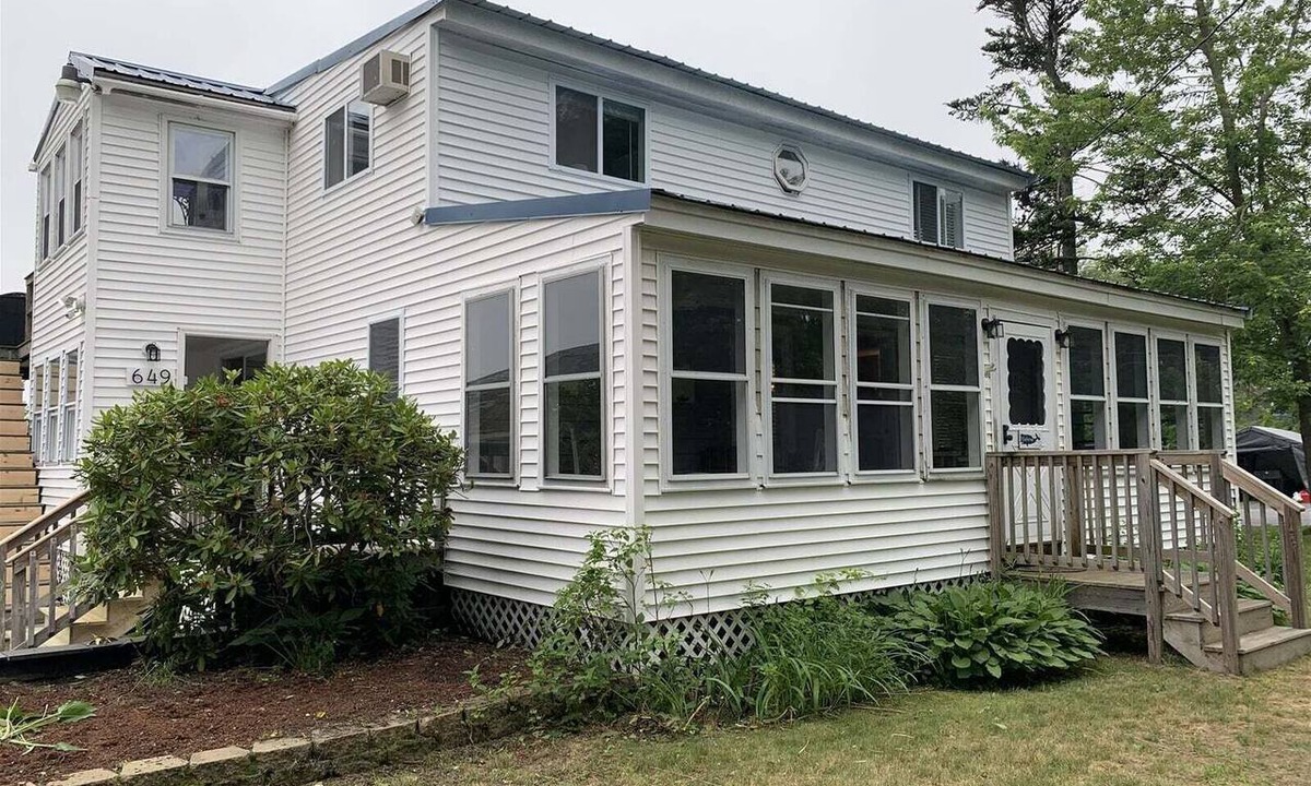 Camp Ellis House | Experience family fun in Camp Ellis at the spacious 5-bedroom Best of Both Worlds.