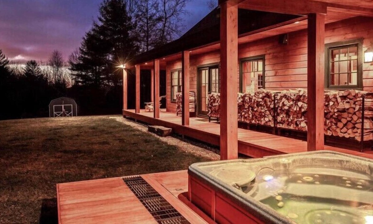 Mount Holly House | Exquisite Family Mountain Retreat